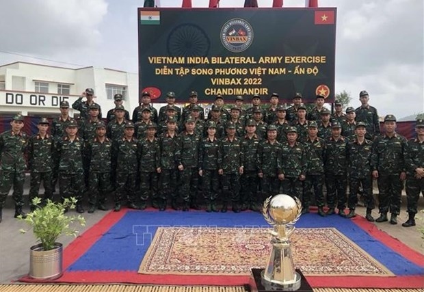 Vietnam, India wrap up bilateral peacekeeping exercise